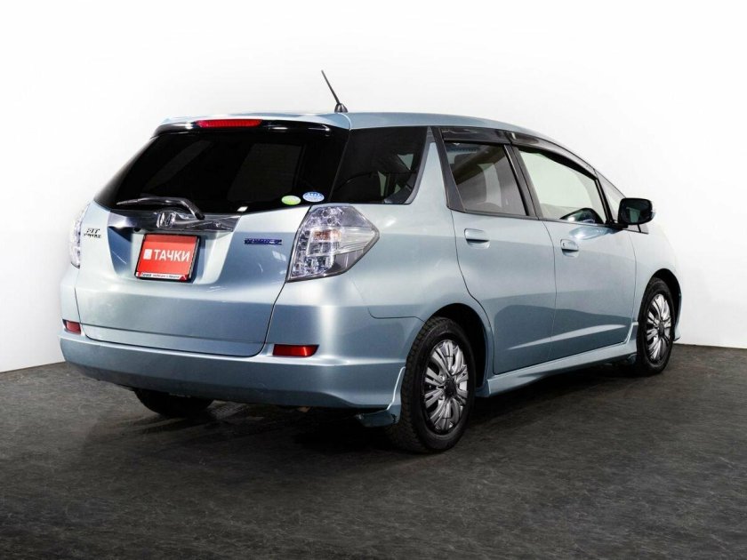 Honda fit shuttle hybrid 2012