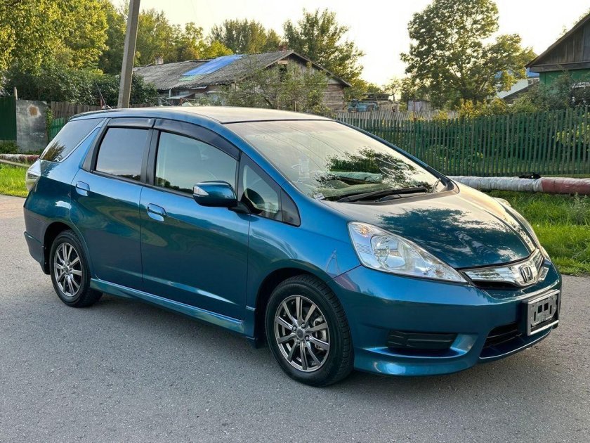 Хонда фит шаттл 2012