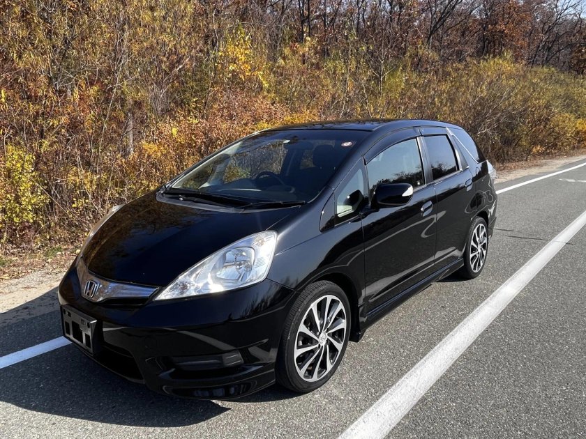 Honda Fit Shuttle 2012