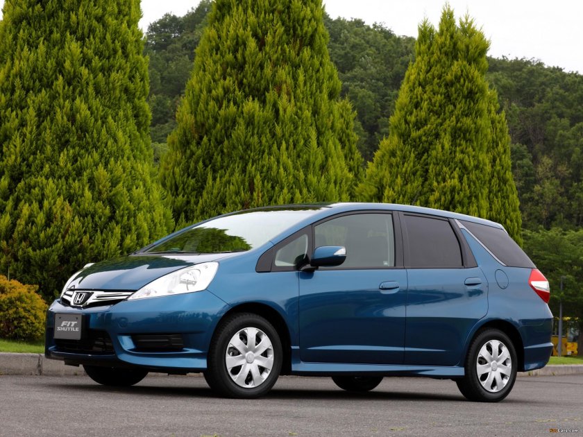 Honda Fit Shuttle 2011