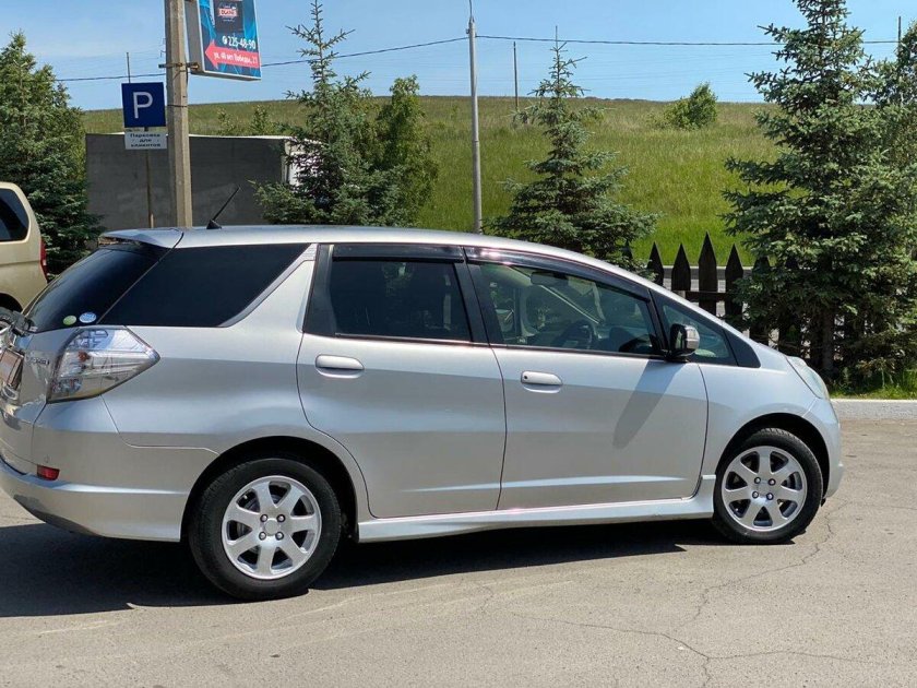 Хонда фит шаттл 2012