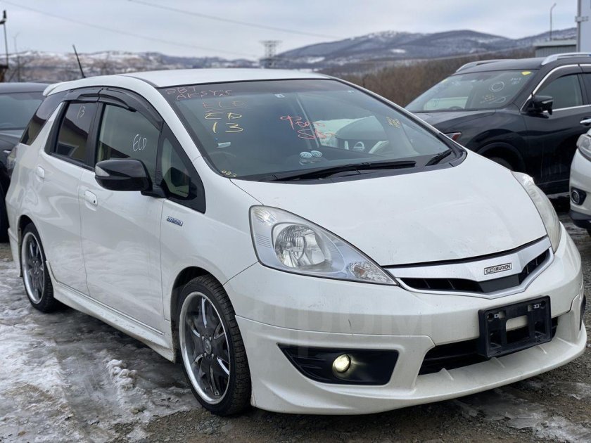 Хонда фит Shuttle