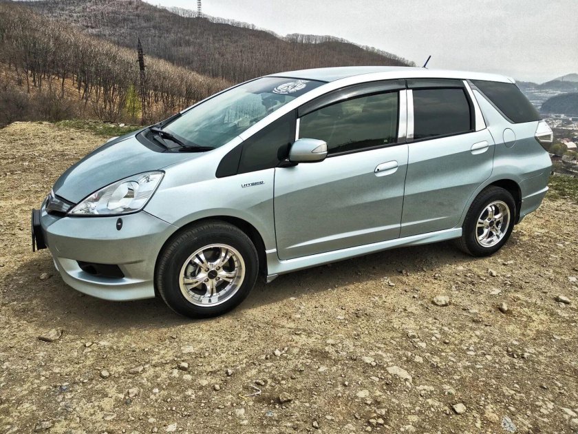 Хонда Шатл фит