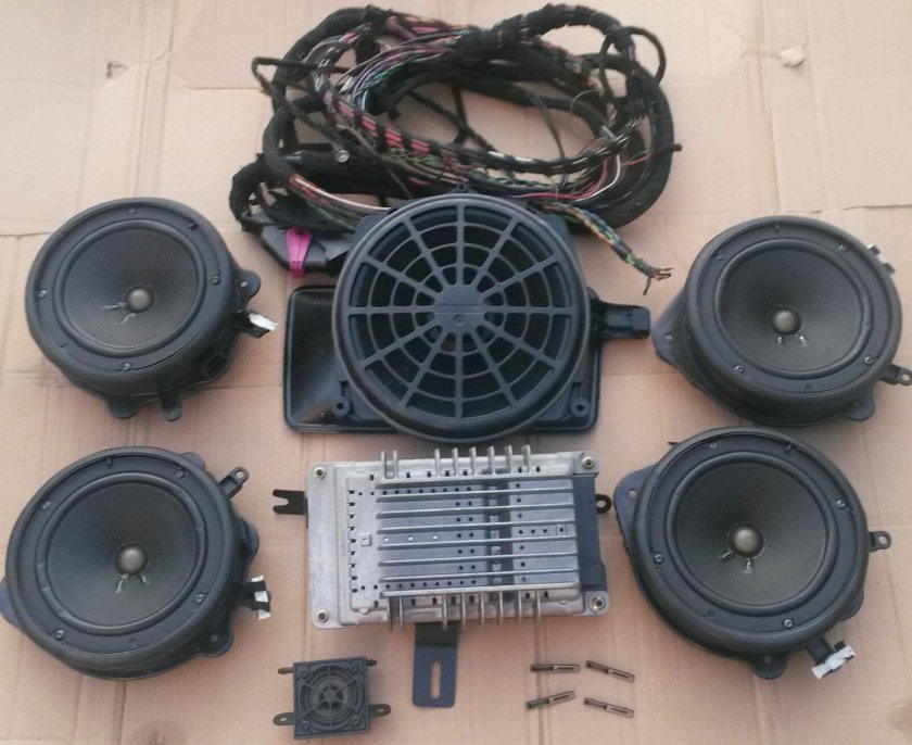 Динамик сабвуфера