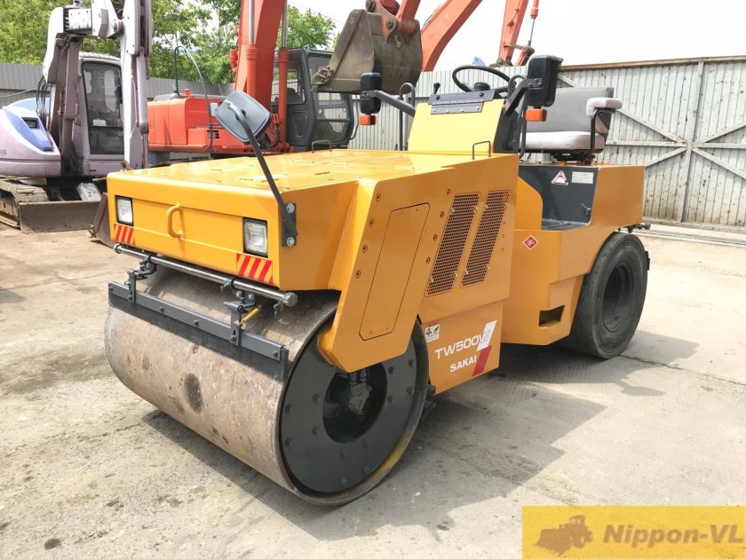 Каток дорожный Sakai-tw500