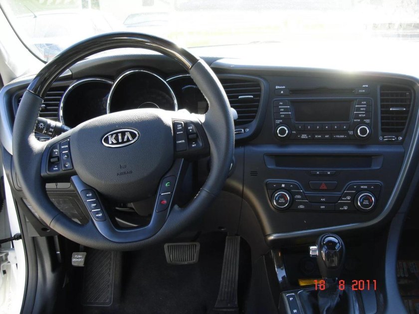 Kia Optima 2011 салон