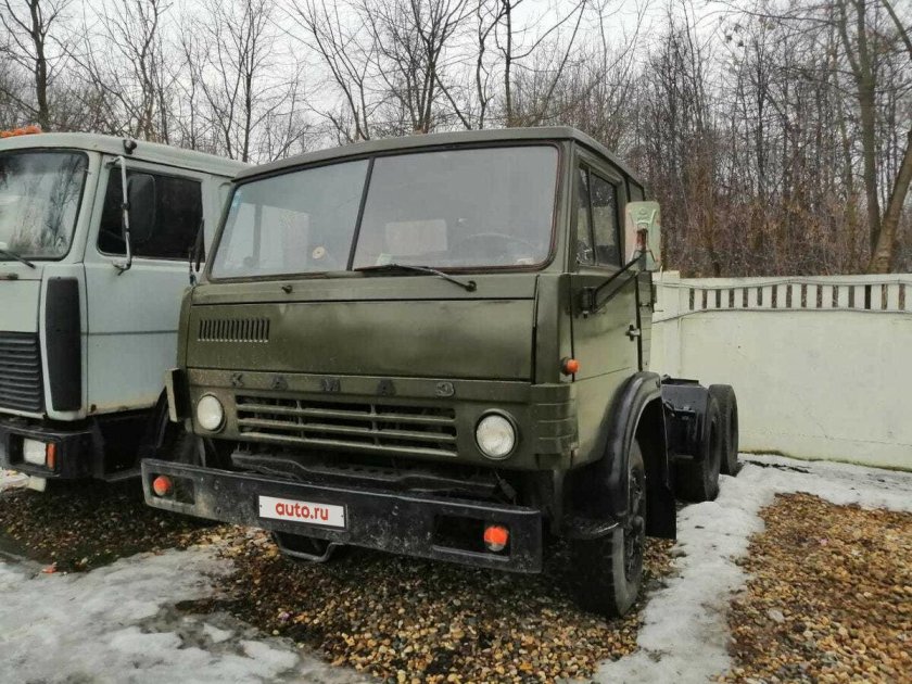 КАМАЗ 1990