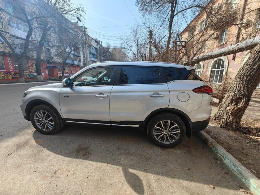 Geely atlas pro 2021