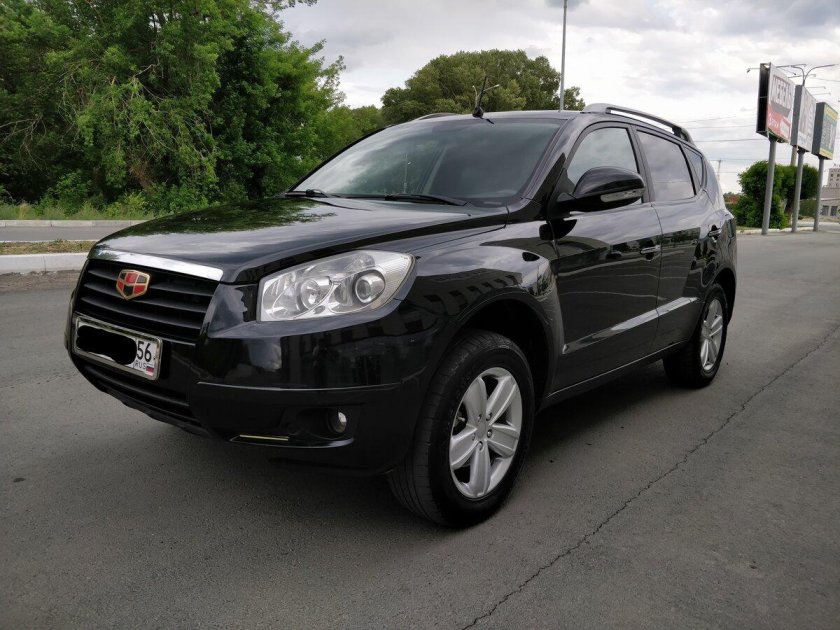 Geely черная джип