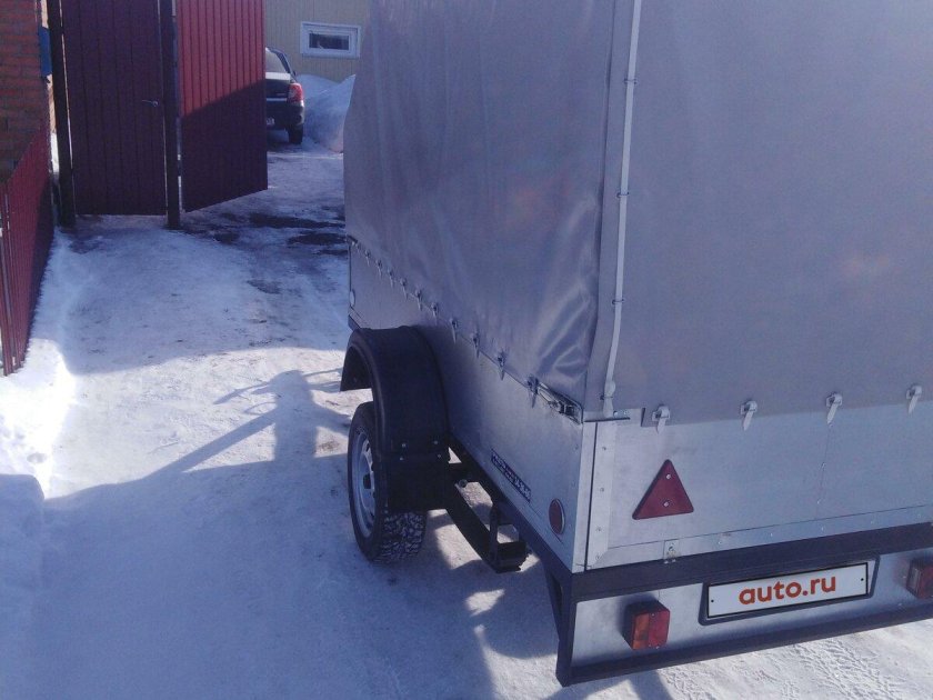 Легковой прицеп