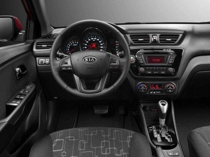 Kia Rio 3 2015 салон