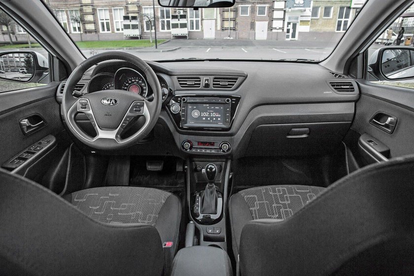 Киа Рио 3 салон Люкс