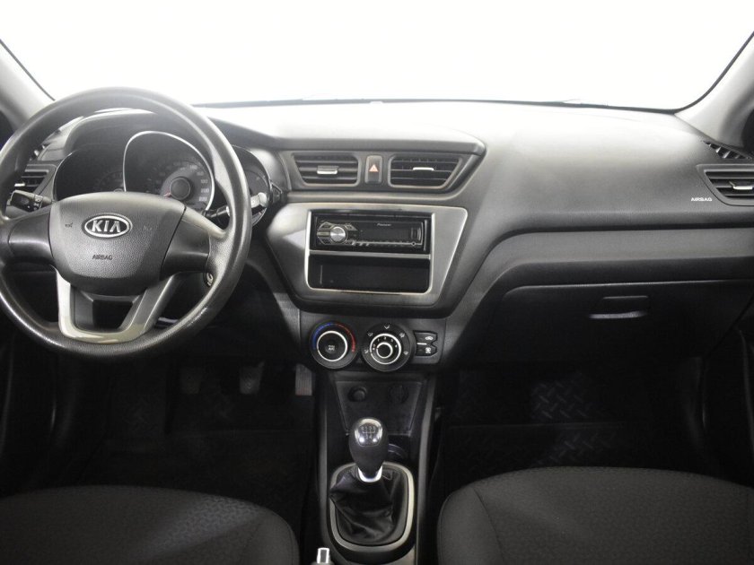 Kia Rio 3 2015 салон
