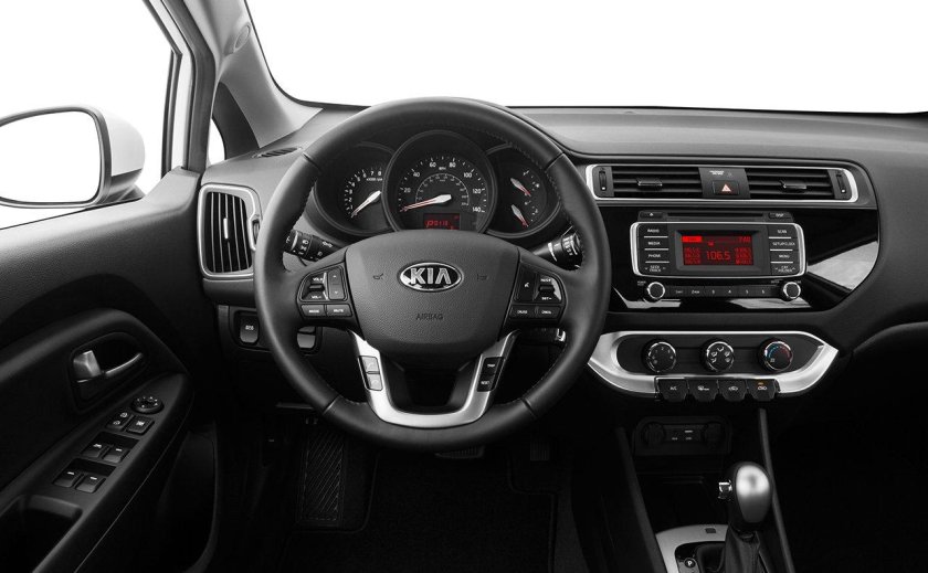 Киа Рио хэтчбек 2017 салон