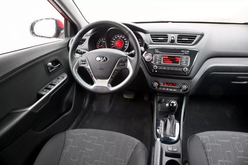 Kia Rio 2012 салон