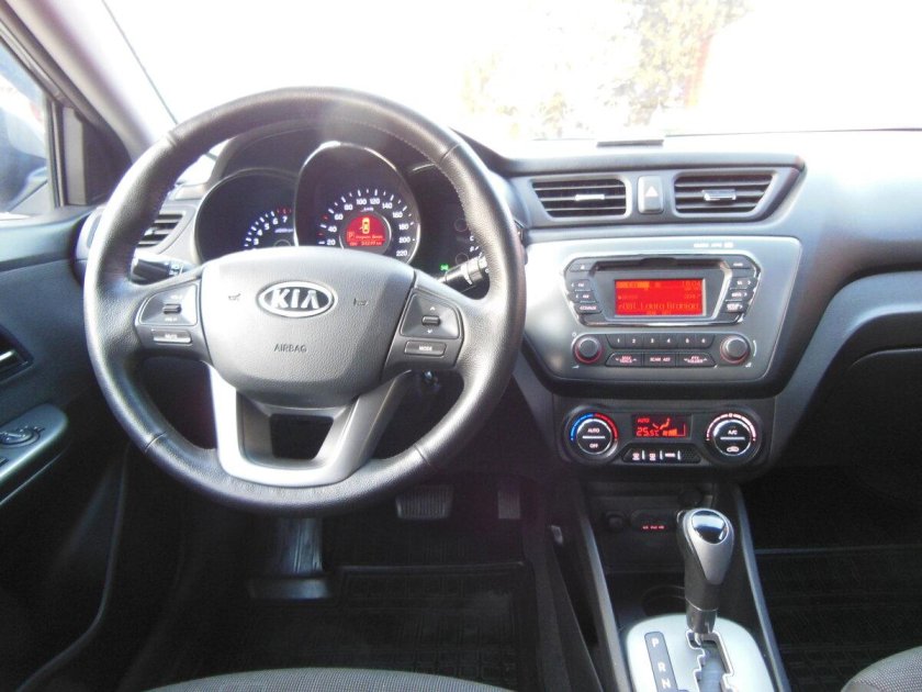 Киа Рио 2013 хэтчбек 1.4 механика