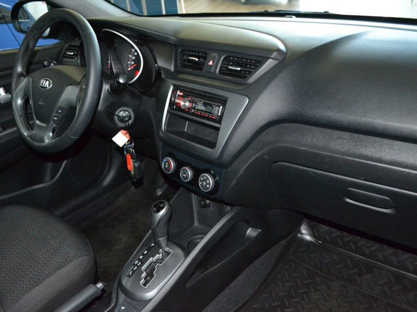 Киа Рио 3 покорение Рестайлинг салон