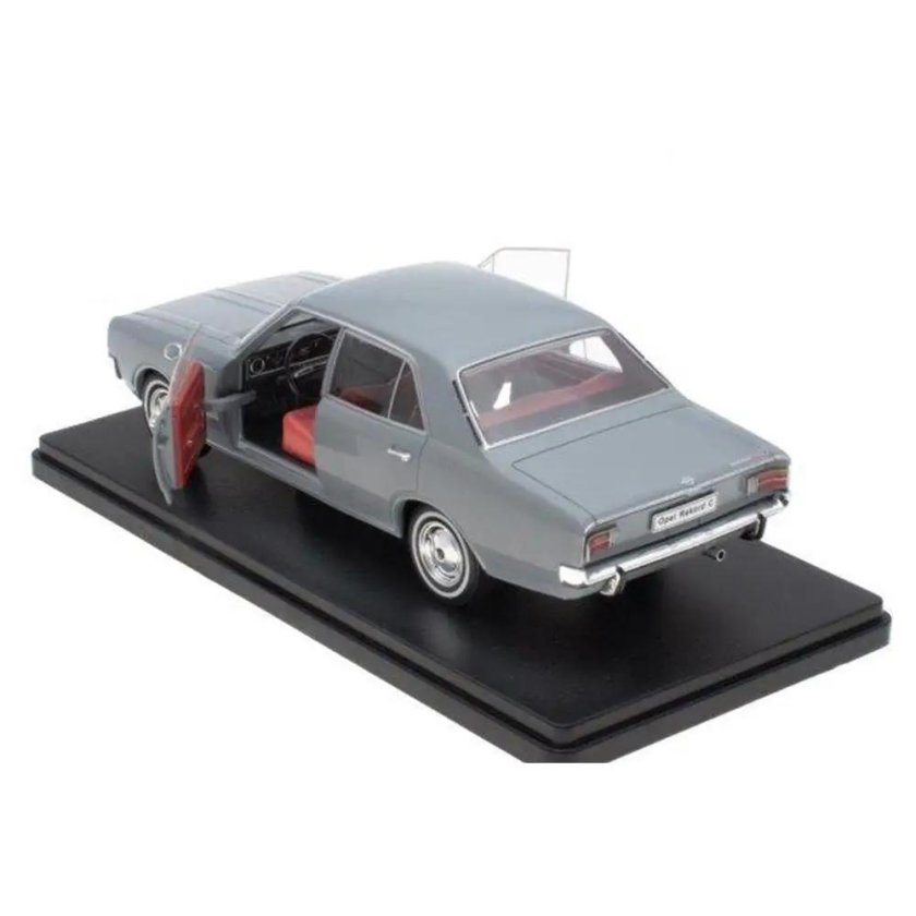 Опель рекорд 1900