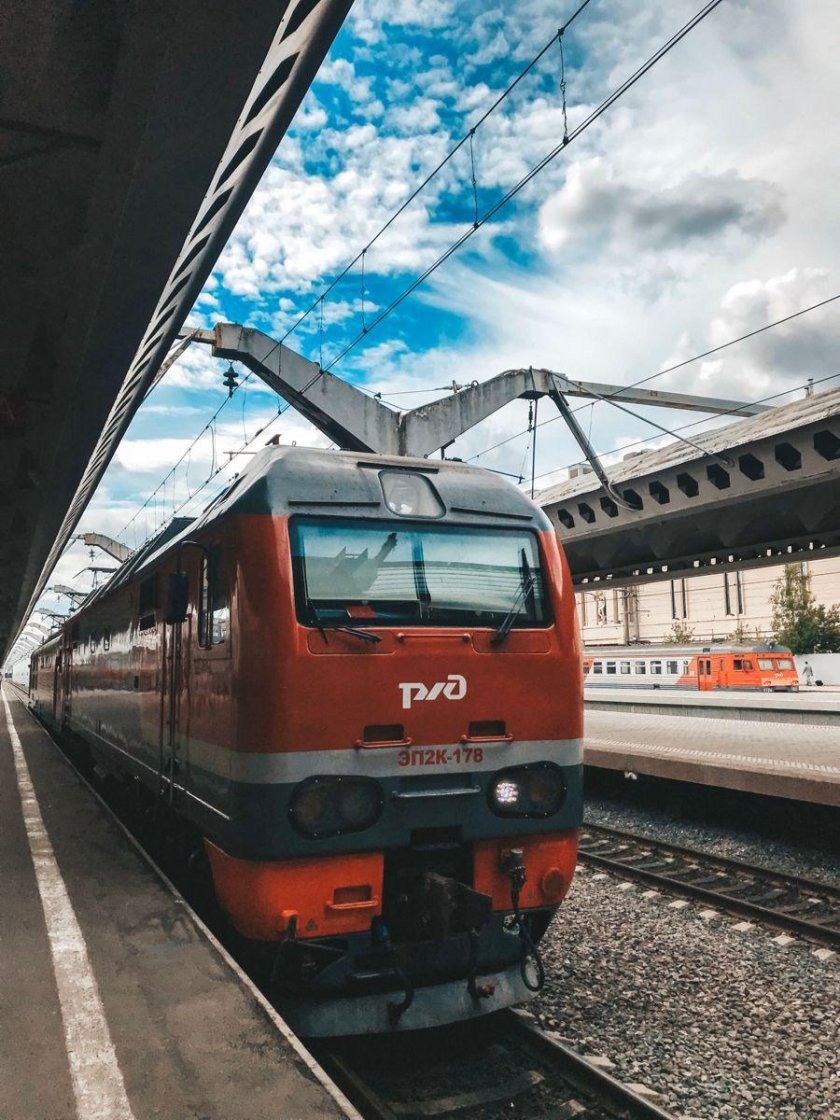 Грузовые поезда России