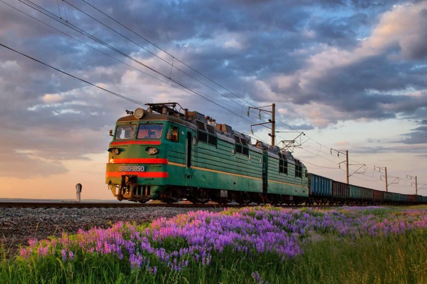 Железная дорога поезд