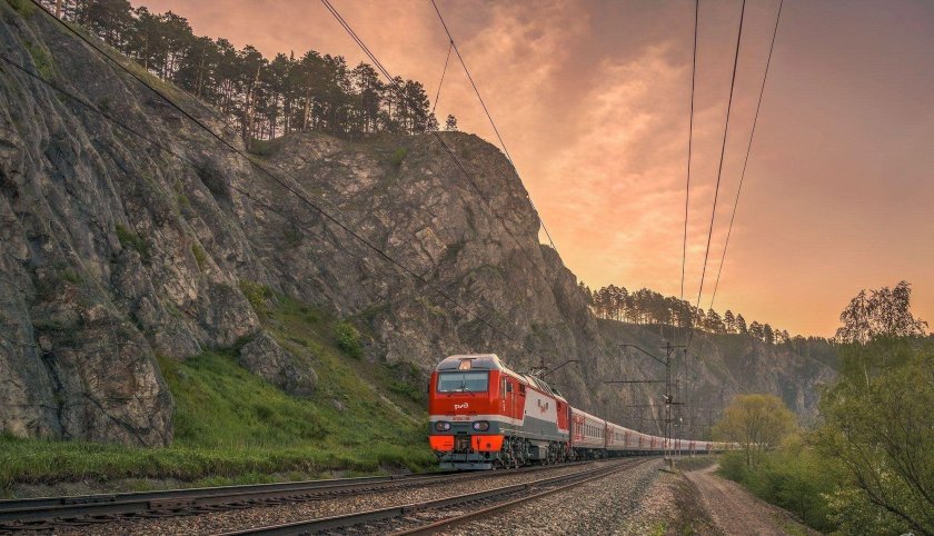 Уральские горы РЖД