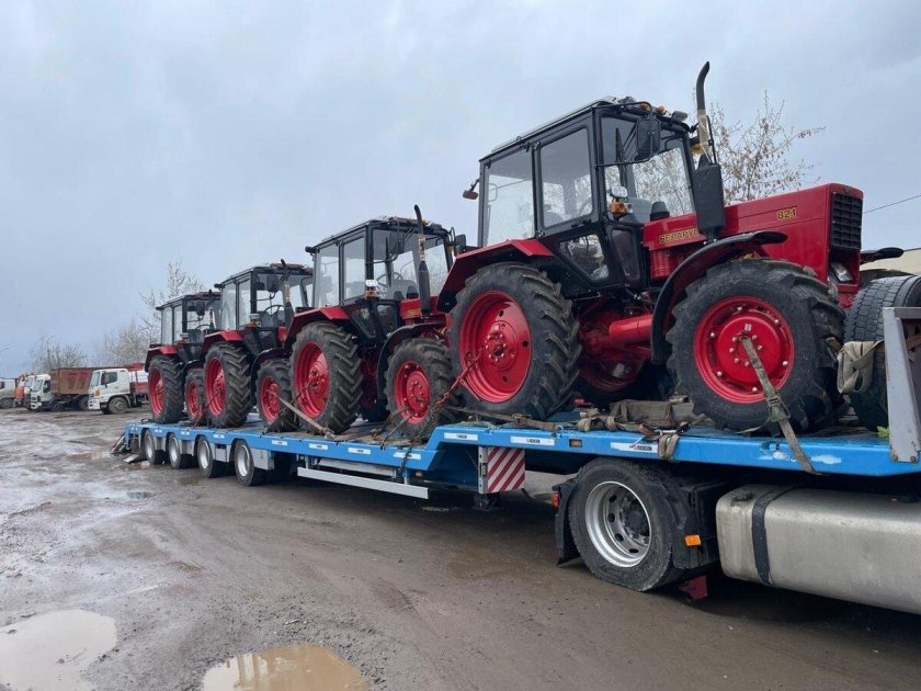 Трактор мтз 1523 / беларус