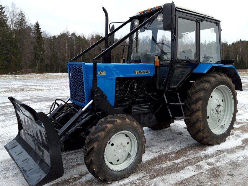Трактор МТЗ 82.1