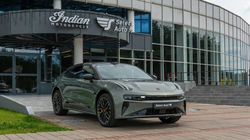 Китайский электромобиль zeekr