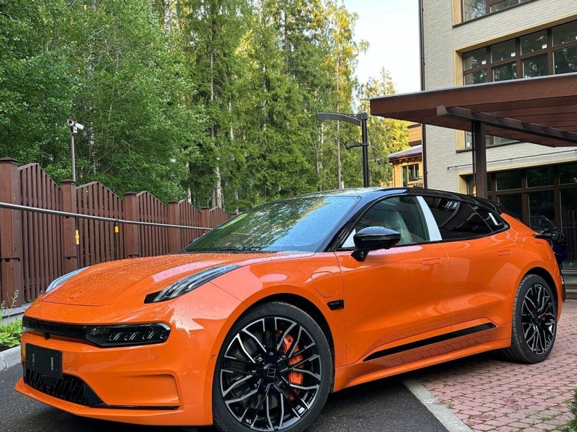 Электромобиль zeekr 001