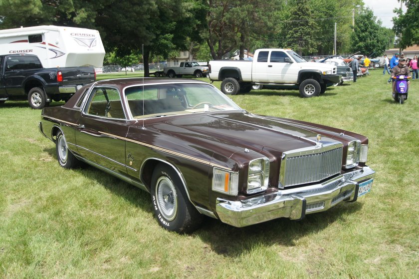 Chrysler newport 1977