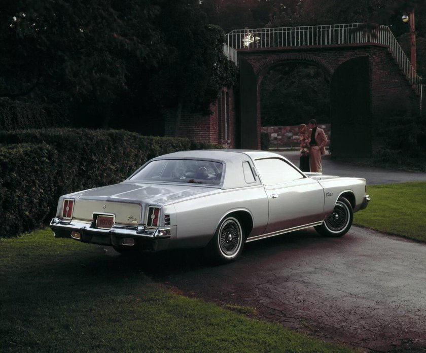 Крайслер Кордоба 1975-1979