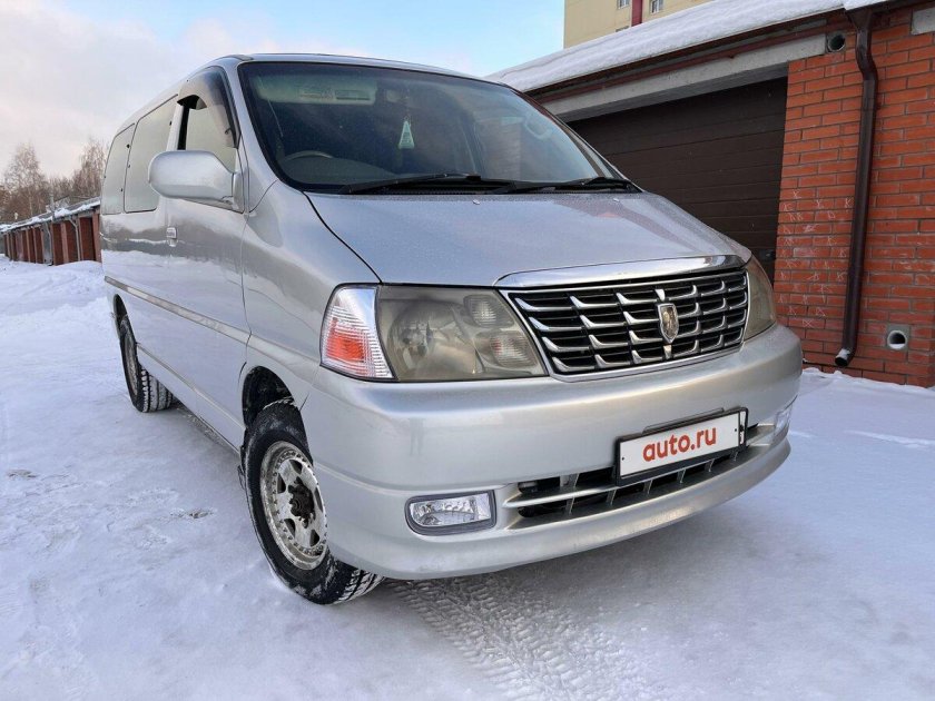 Toyota grand hiace 2000