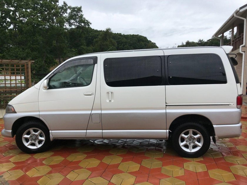 Toyota Hiace 2001