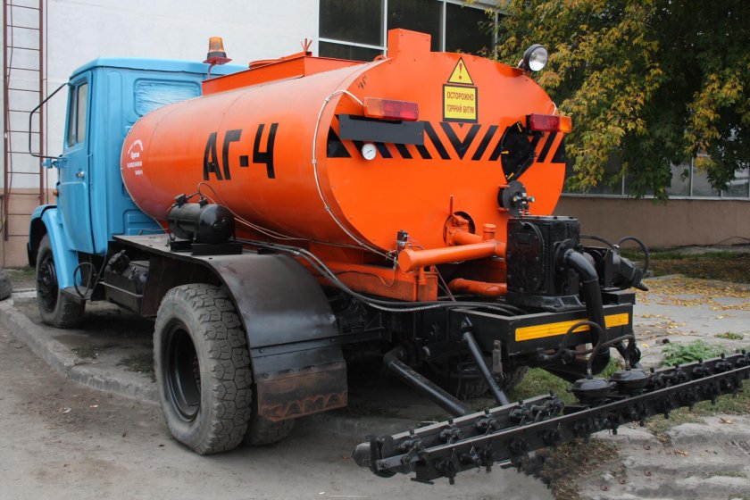 Автогудронатор ДС-39б