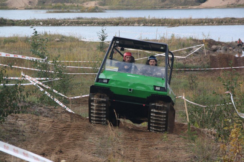 Вездеход Беркут гусеничный