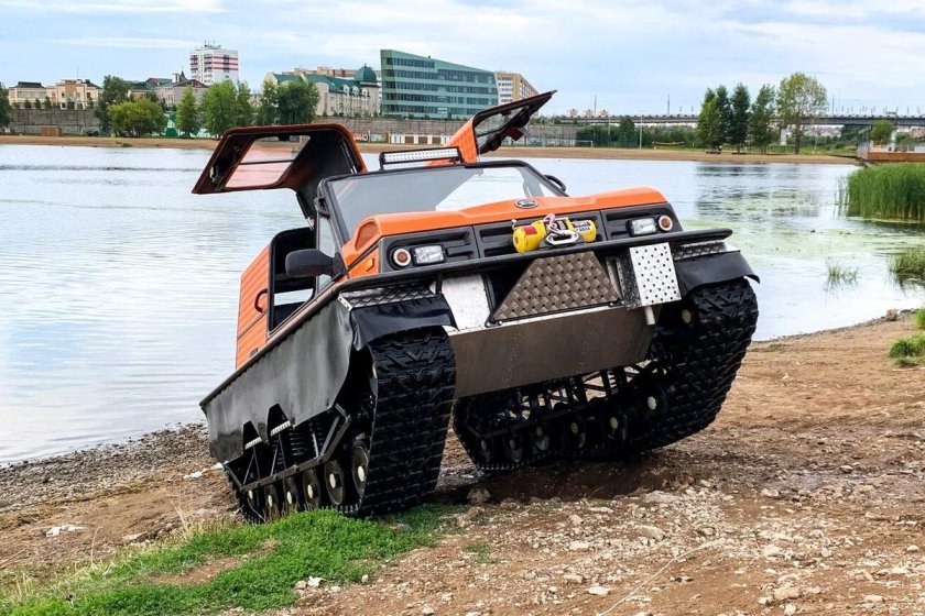 Гусеничный снегоболотоход «Русак-3918»