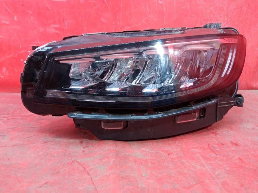 Противотуманки на атлас про 2023 Джили