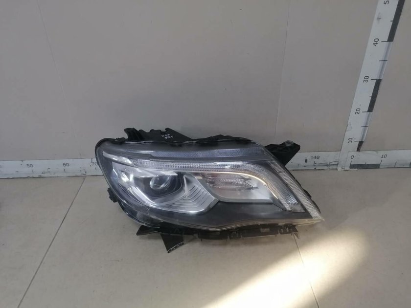 Фара левая geely atlas