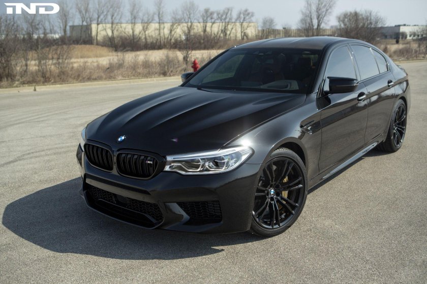 BMW m5 f90 Black