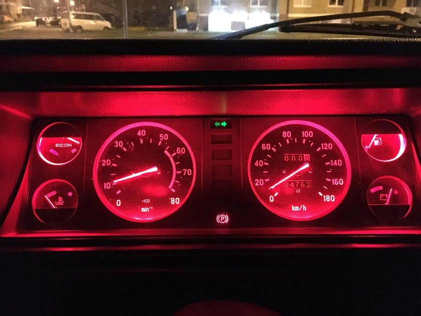 Приборная панель ВАЗ 2107