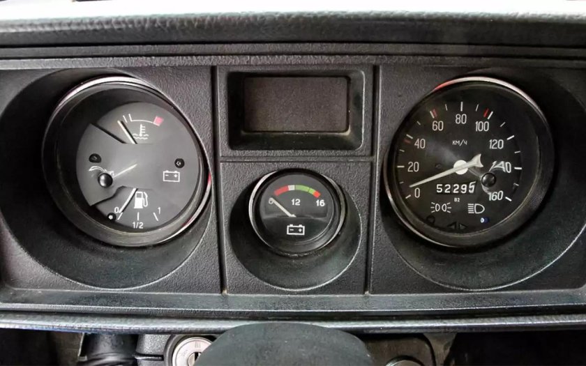 Комбинация приборов ВАЗ 2105