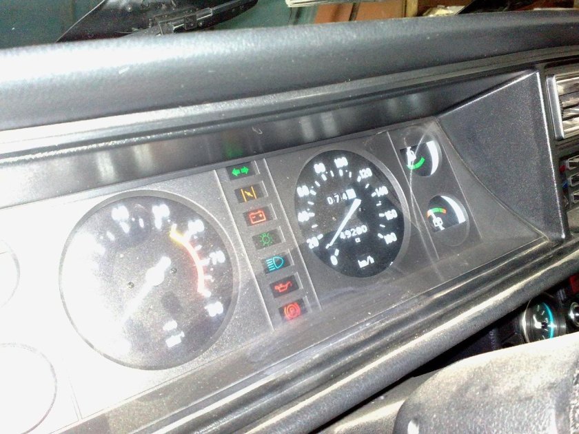 Lada 2107 приборная панель