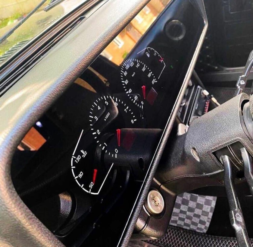 Приборка ВАЗ 2107 С оргстеклом