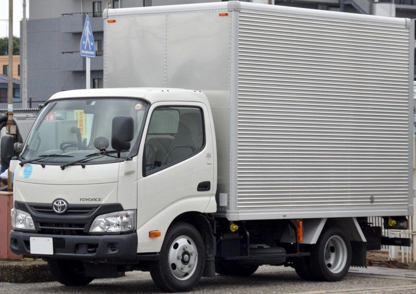 Toyota TOYOACE 2016