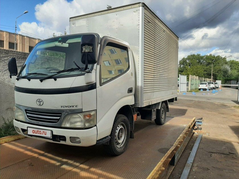 Тойота грузовая до 3.5
