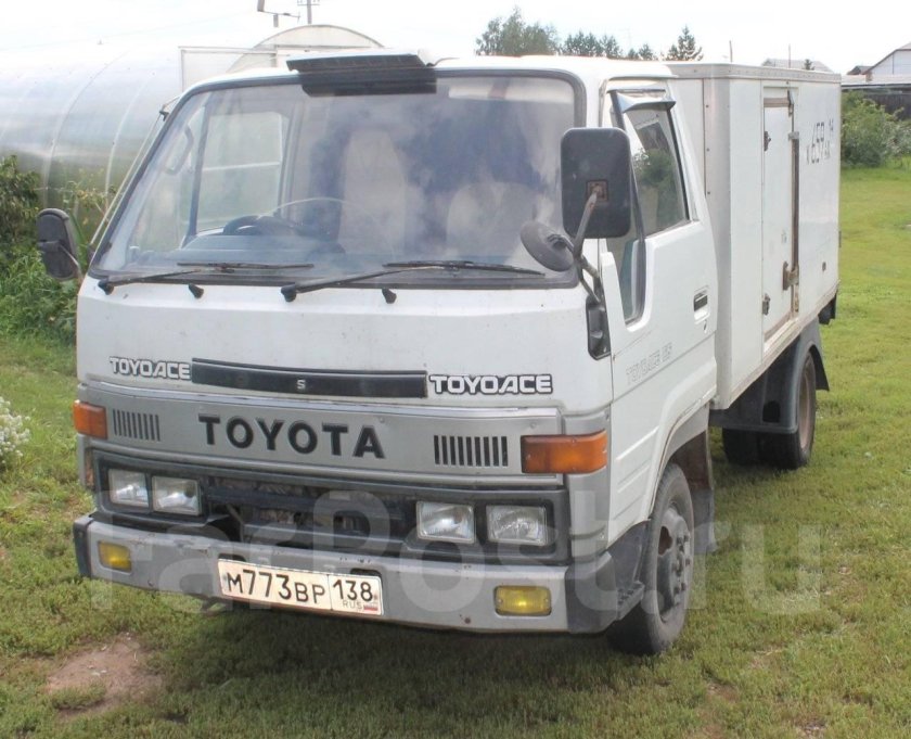 Toyota TOYOACE 1990