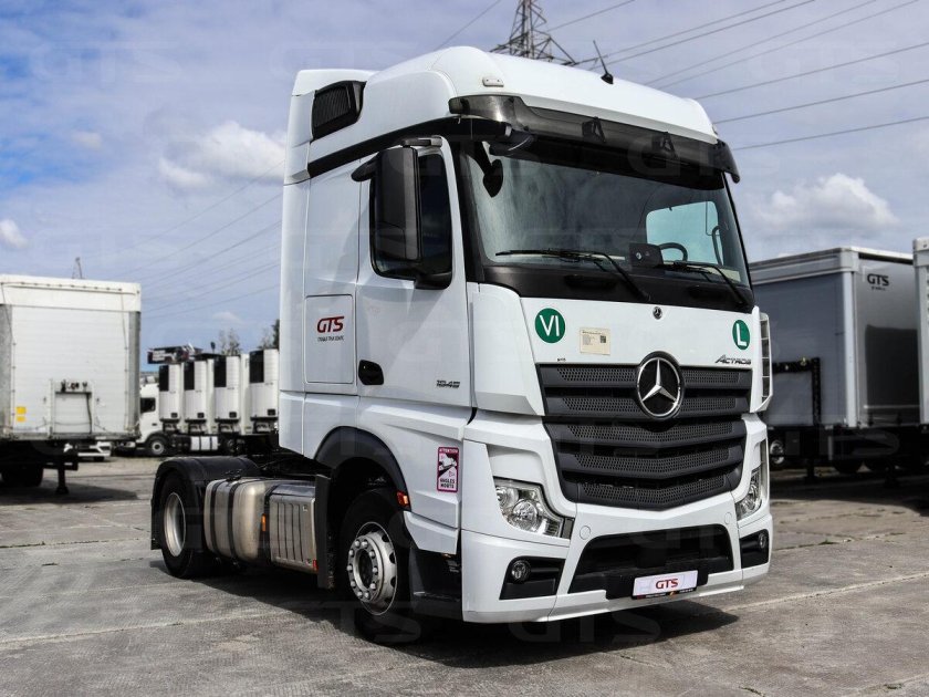 Мерседес бенц актрос