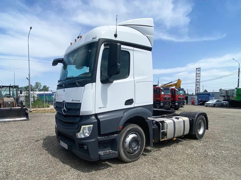 Мерседес бенц актрос