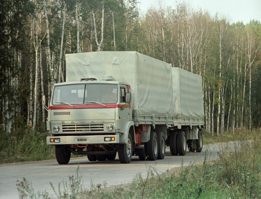 КАМАЗ 53212 военный