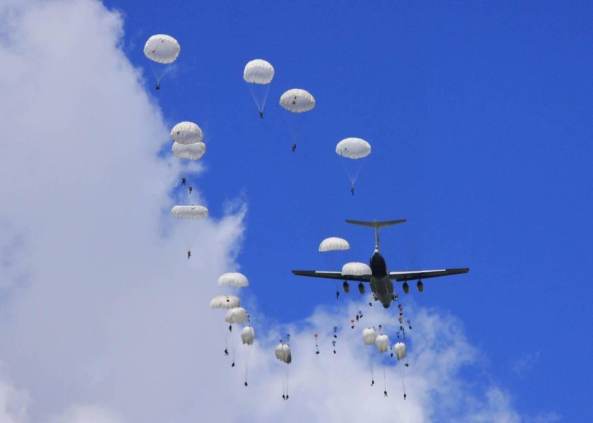 Десантирование ВДВ С ил 76